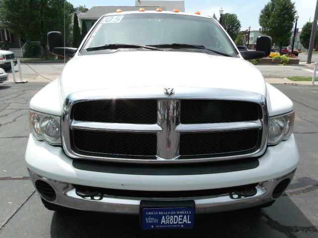 Dodge Ram 2500 2005 photo 3