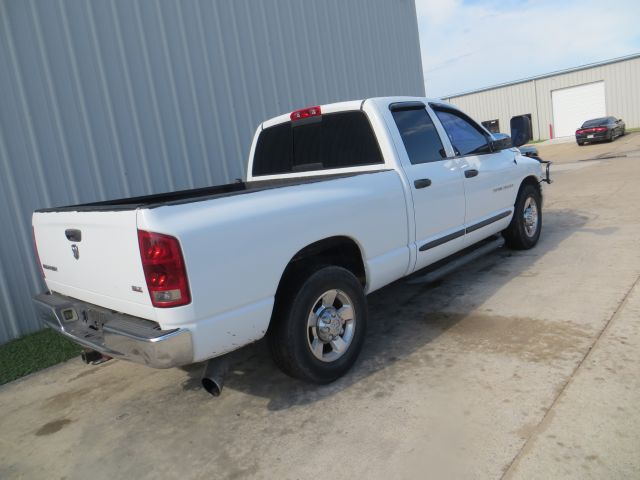 Dodge Ram 2500 2005 photo 3