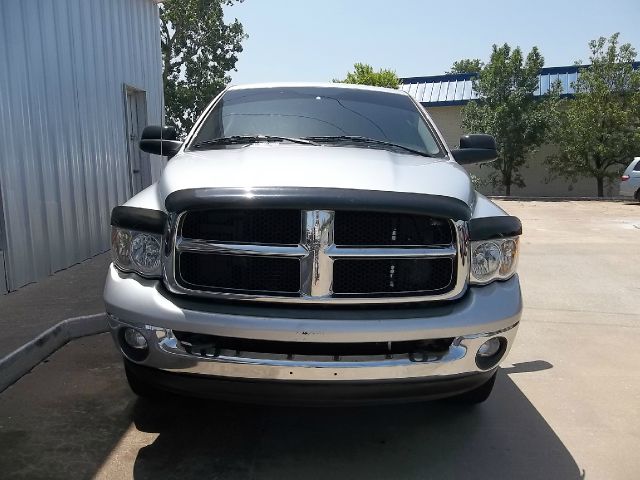 Dodge Ram 2500 2005 photo 2