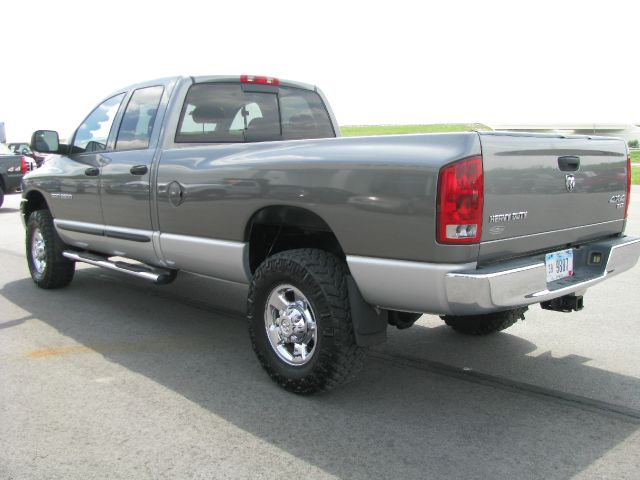 Dodge Ram 2500 2005 photo 23