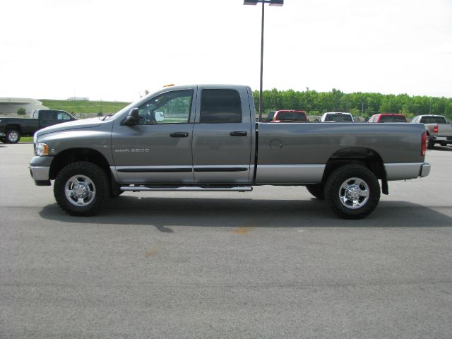 Dodge Ram 2500 2005 photo 24