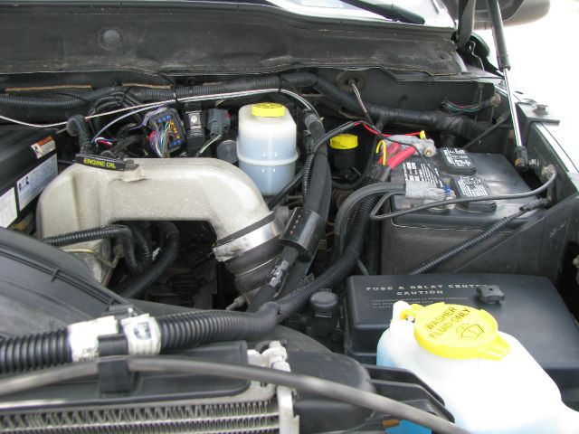 Dodge Ram 2500 2005 photo 25