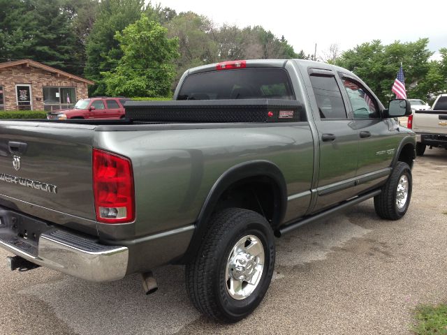 Dodge Ram 2500 2005 photo 2