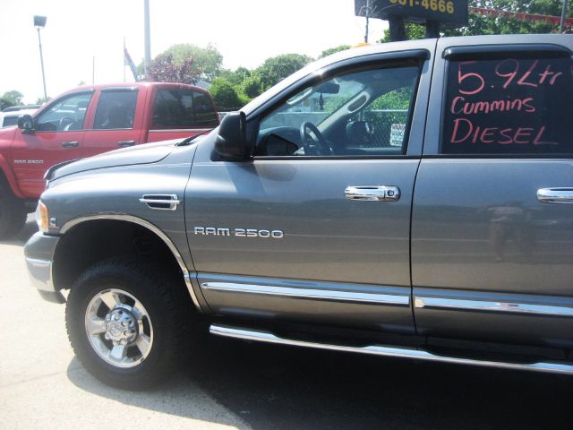 Dodge Ram 2500 2005 photo 21