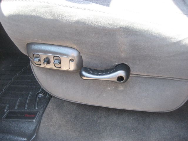 Dodge Ram 2500 2005 photo 25