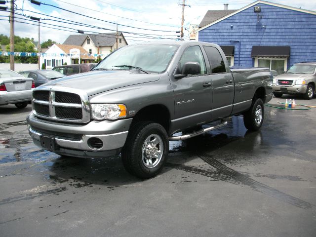 Dodge Ram 2500 2005 photo 3