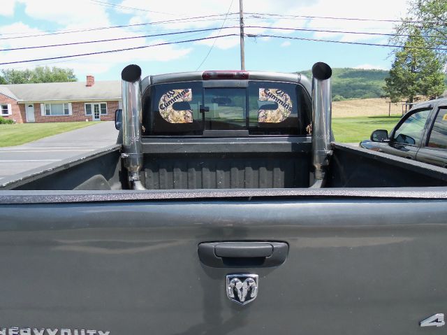 Dodge Ram 2500 2005 photo 4