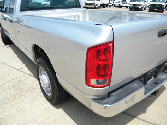 Dodge Ram 2500 2005 photo 14