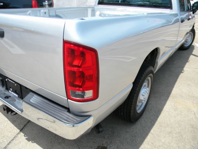 Dodge Ram 2500 2005 photo 15