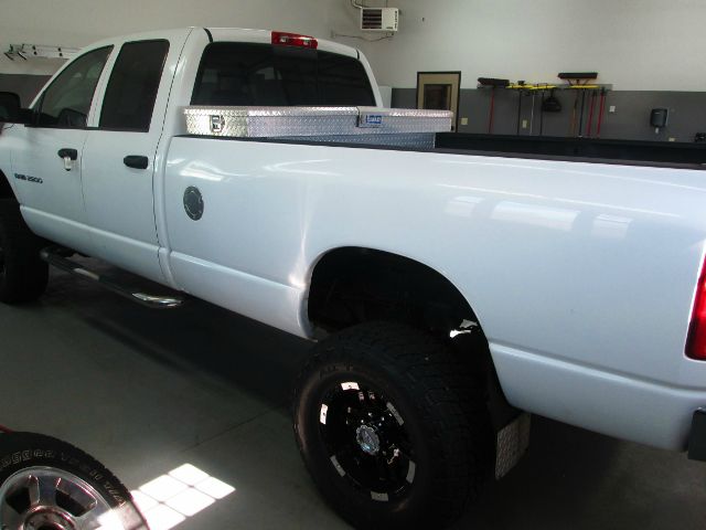 Dodge Ram 2500 2005 photo 4