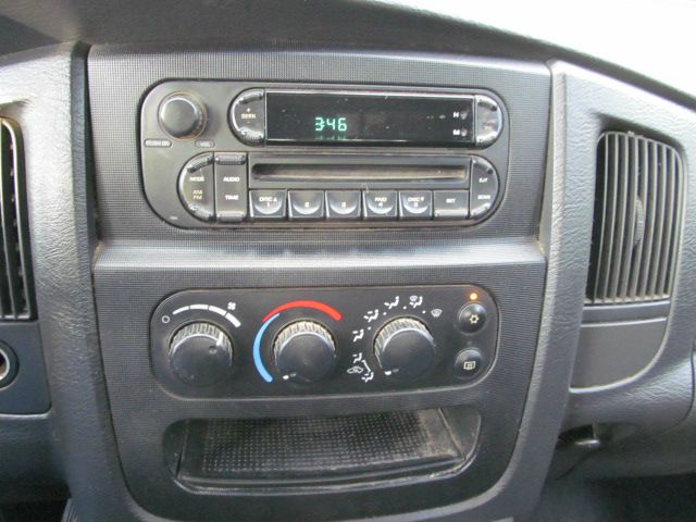 Dodge Ram 2500 2005 photo 12