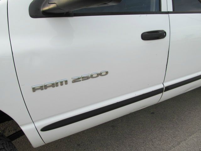 Dodge Ram 2500 2005 photo 30