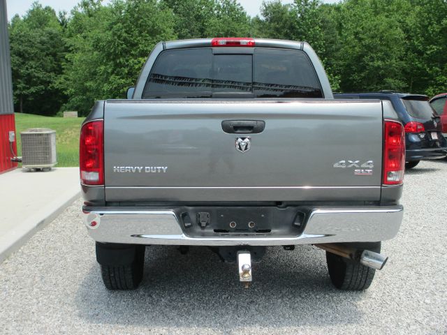 Dodge Ram 2500 2005 photo 2