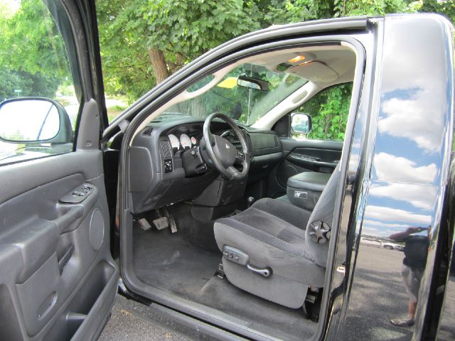 Dodge Ram 2500 2005 photo 23