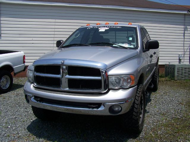 Dodge Ram 2500 2005 photo 3