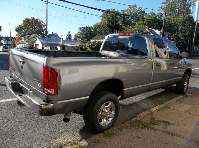 Dodge Ram 2500 2005 photo 2