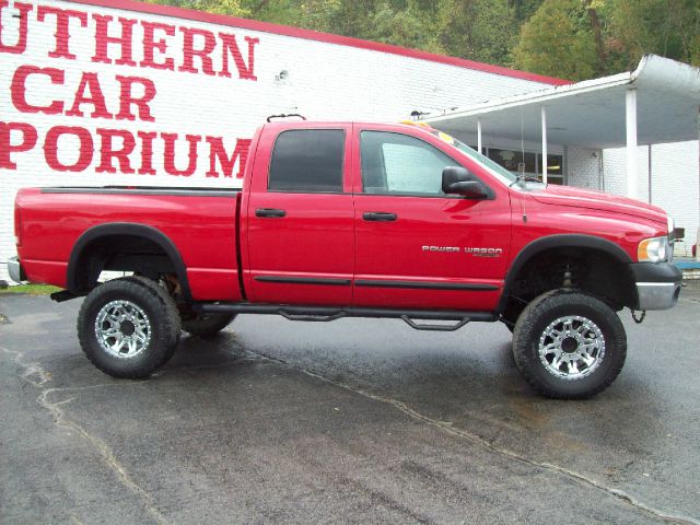 Dodge Ram 2500 2005 photo 2