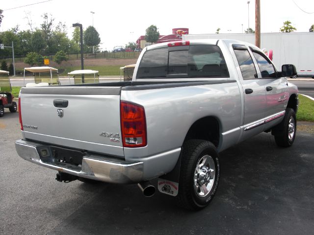 Dodge Ram 2500 2005 photo 2