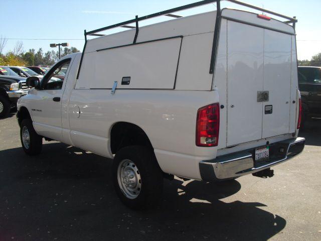 Dodge Ram 2500 2005 photo 2