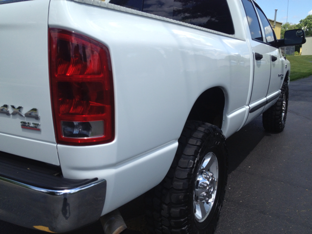 Dodge Ram 2500 2006 photo 18