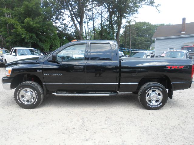 Dodge Ram 2500 2006 photo 3