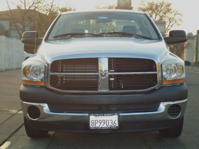 Dodge Ram 2500 2006 photo 1