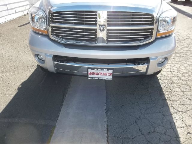 Dodge Ram 2500 2006 photo 2