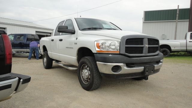 Dodge Ram 2500 2006 photo 3