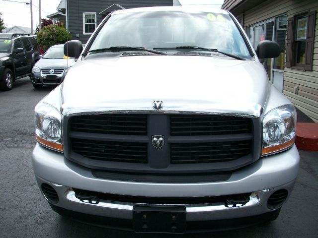 Dodge Ram 2500 2006 photo 3