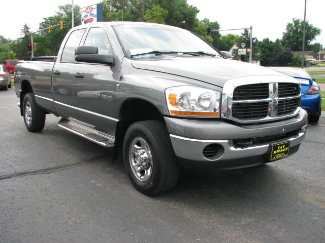 Dodge Ram 2500 2006 photo 1