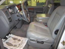 Dodge Ram 2500 2006 photo 2