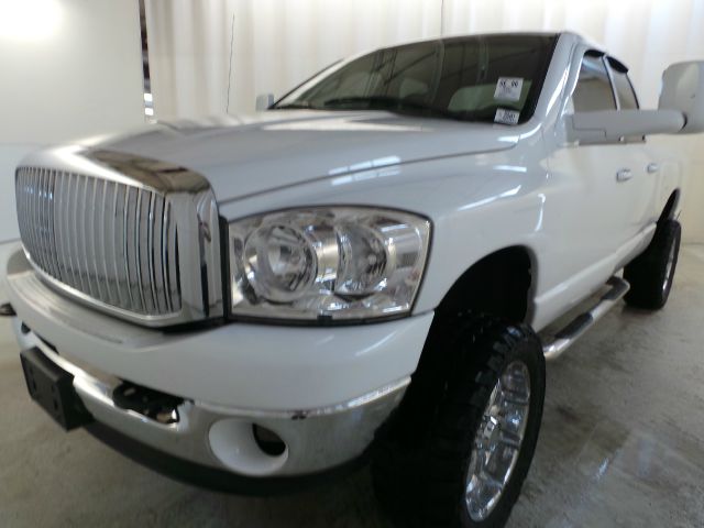 Dodge Ram 2500 2006 photo 3