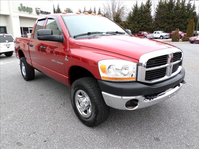 Dodge Ram 2500 2006 photo 3