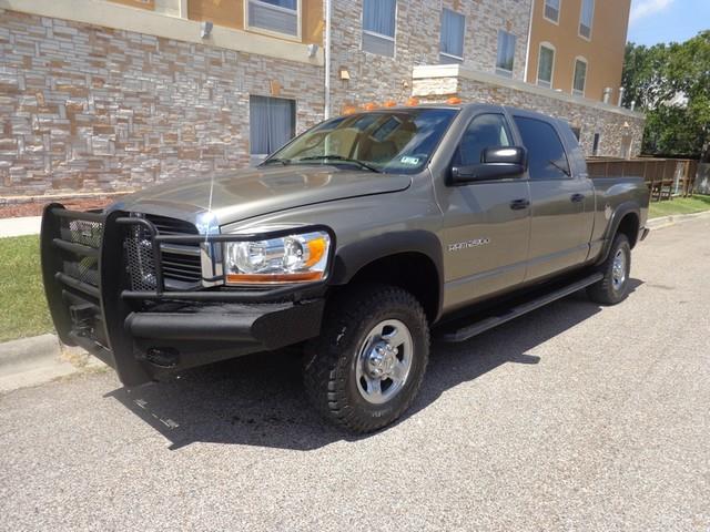 Dodge Ram 2500 2006 photo 2