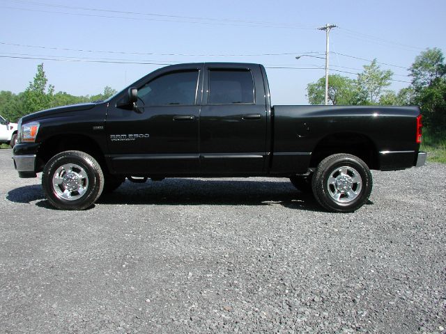 Dodge Ram 2500 2006 photo 36