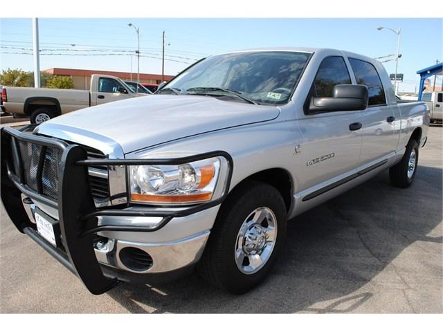 Dodge Ram 2500 SLT Pickup