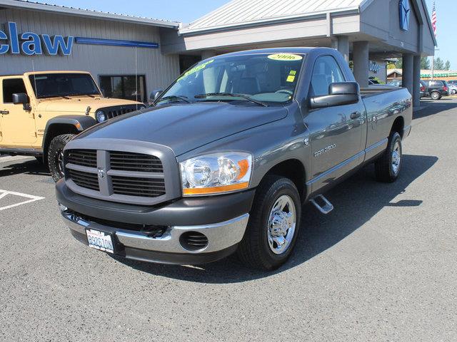 Dodge Ram 2500 2006 photo 2