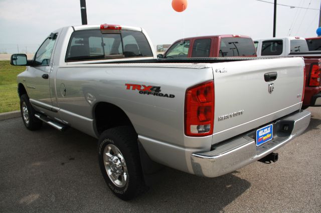 Dodge Ram 2500 2006 photo 2