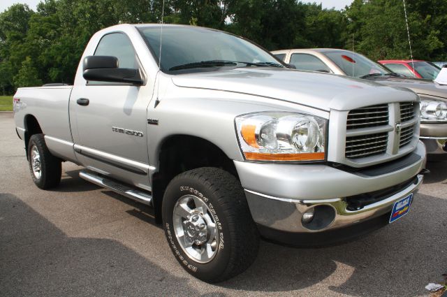 Dodge Ram 2500 2006 photo 4