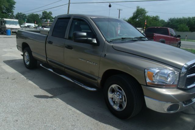 Dodge Ram 2500 2006 photo 2