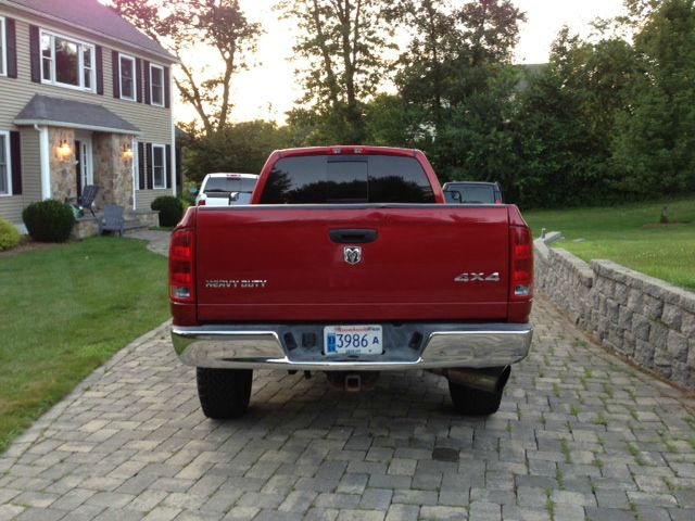 Dodge Ram 2500 Wagon SE Pickup Truck