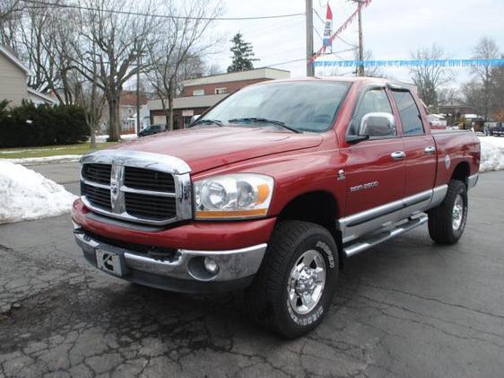 Dodge Ram 2500 2006 photo 2