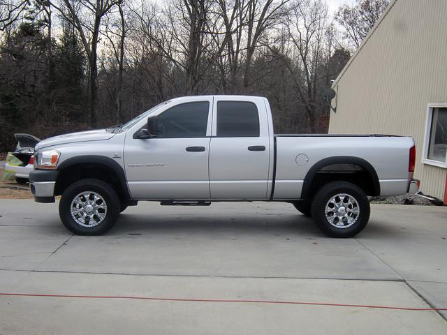 Dodge Ram 2500 2006 photo 1