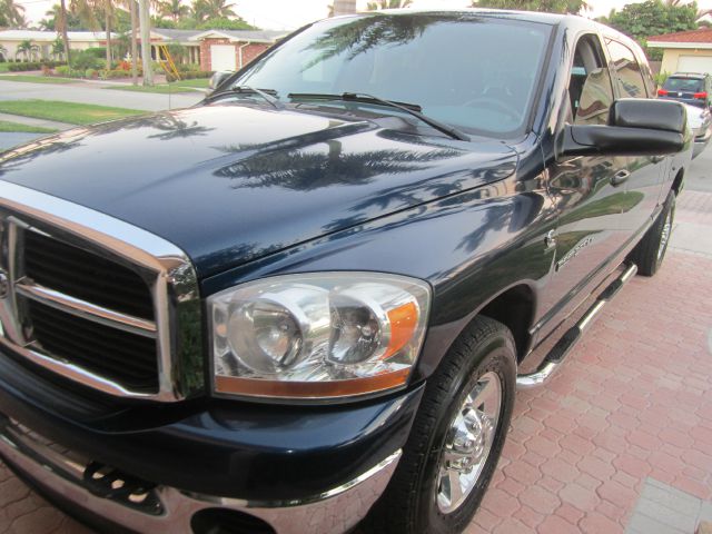 Dodge Ram 2500 2006 photo 3