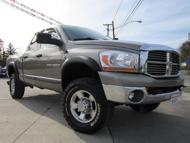 Dodge Ram 2500 2006 photo 1