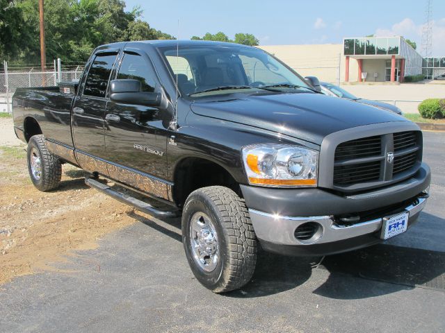 Dodge Ram 2500 2006 photo 1