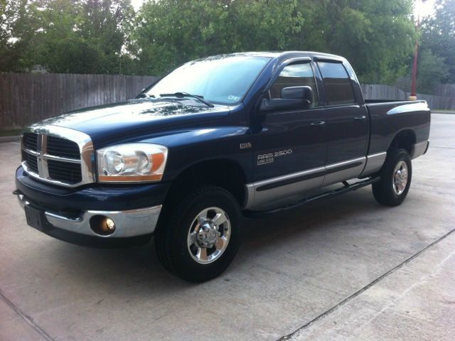 Dodge Ram 2500 2006 photo 1