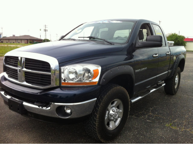 Dodge Ram 2500 2006 photo 3