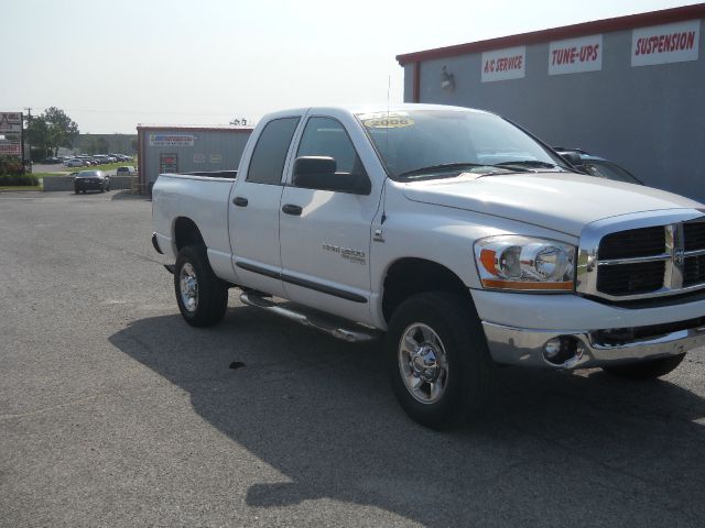 Dodge Ram 2500 2006 photo 1