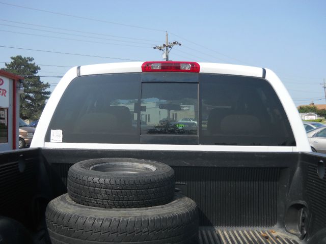 Dodge Ram 2500 2006 photo 3